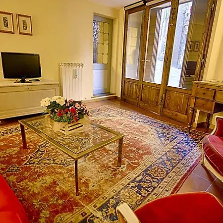 Rinidia Centro منزل للإقامة *