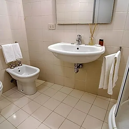Rinidia Centro منزل للإقامة سيينا